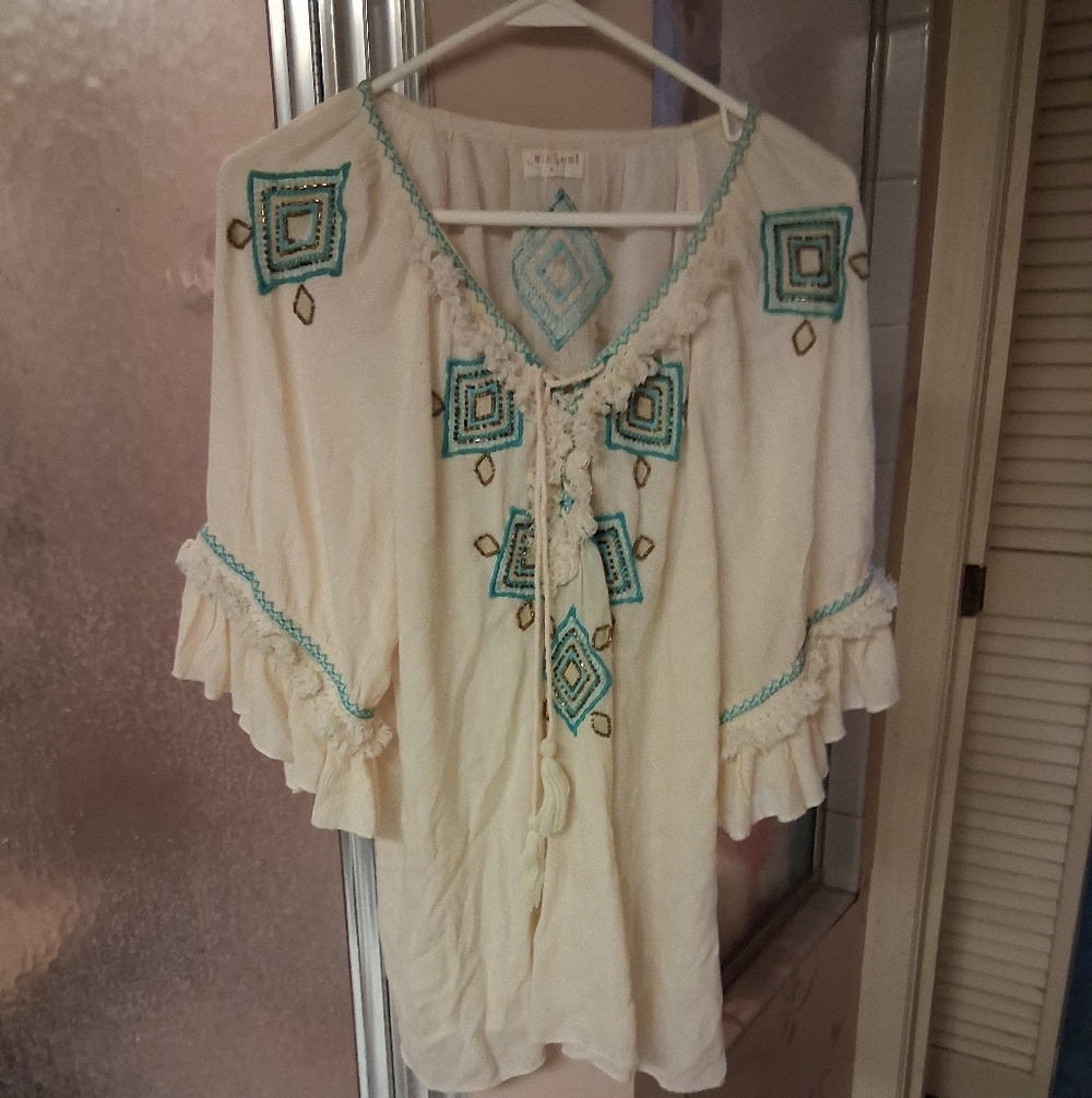 Lula Soul Boho Cream Peasant Blouse with Teal Embroidery Small